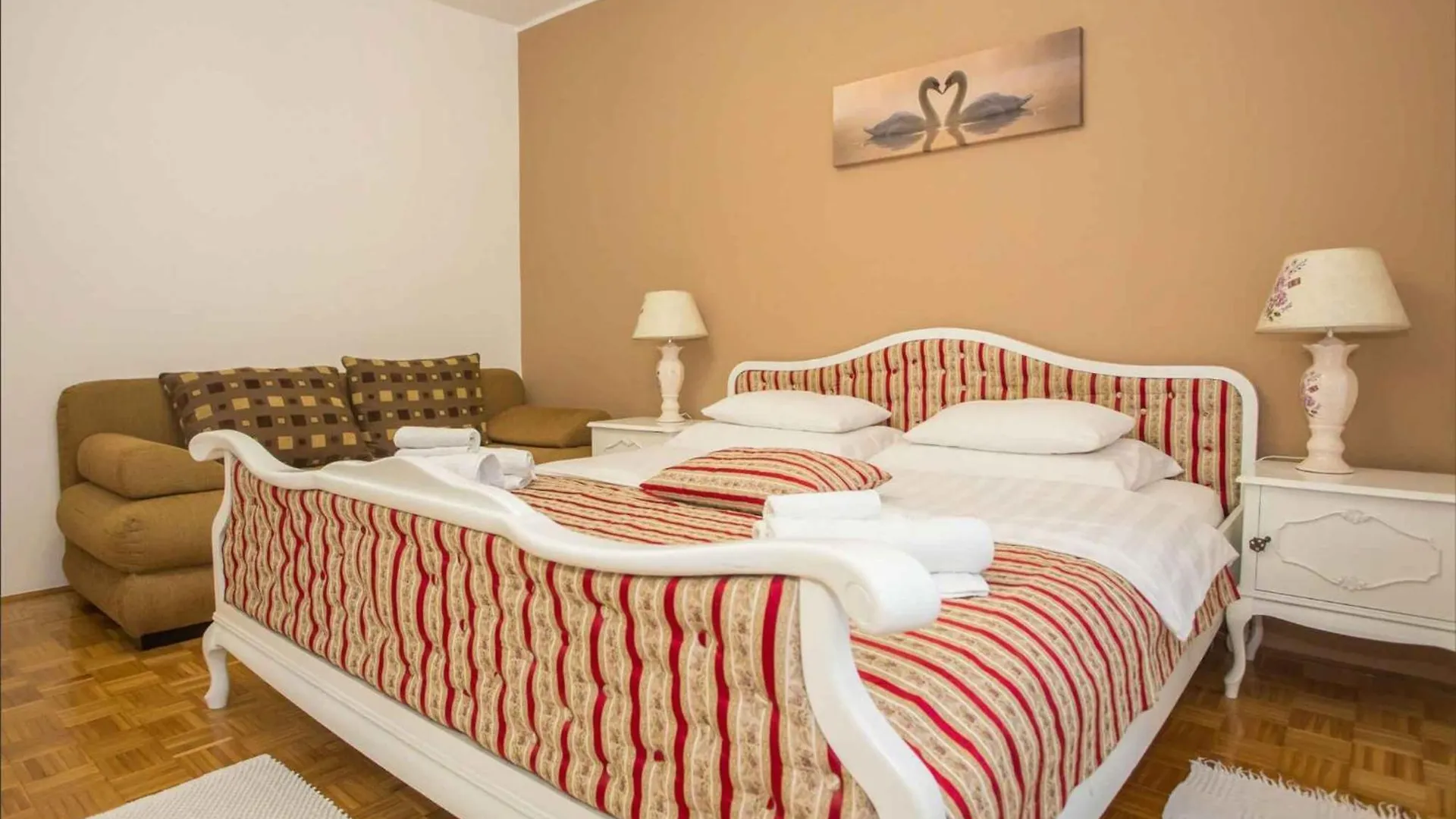 Apartment In Porec - Istrien 52017 0*,